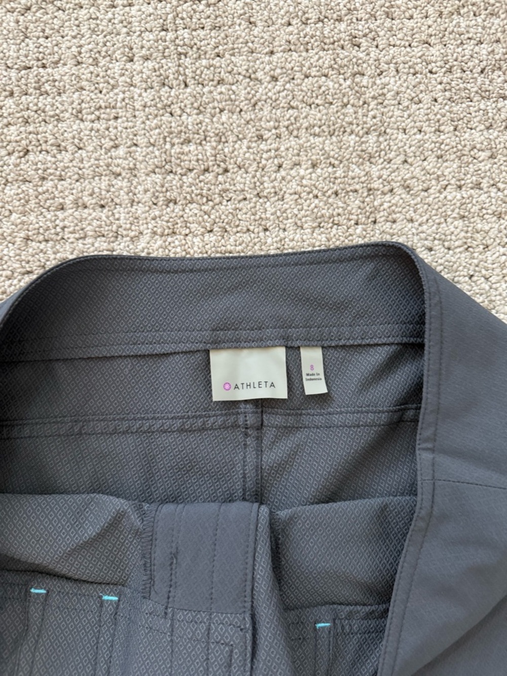 Athleta Women’s Clearwater Board Shorts Size 8 - Picture 4 of 7